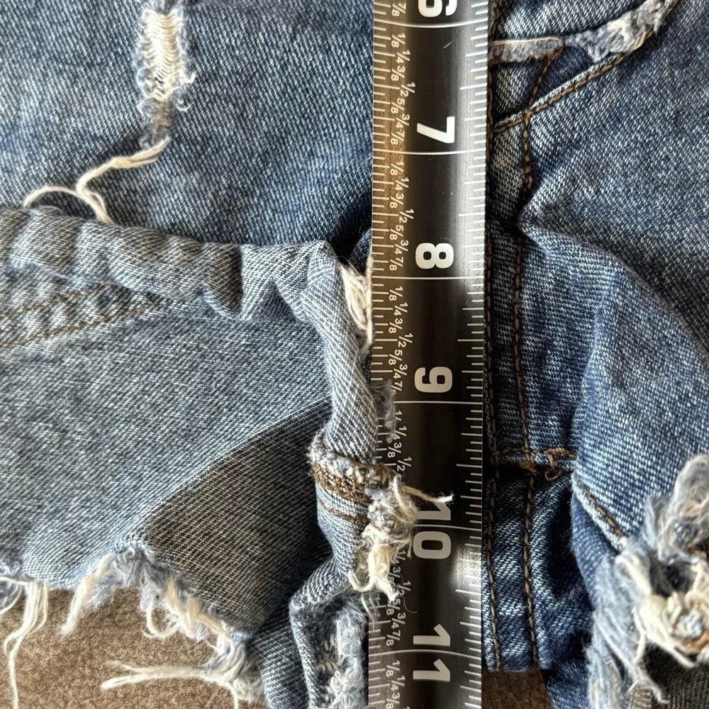 Free People Button Fly Distressed Denim Shorty Shorts Raw Hem Festival W28